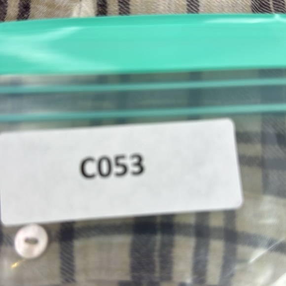 Aritzia Golden by TNA Plaid Cropped Flannel Button Down Shirt Wool Blend size L - Picture 8 of 8